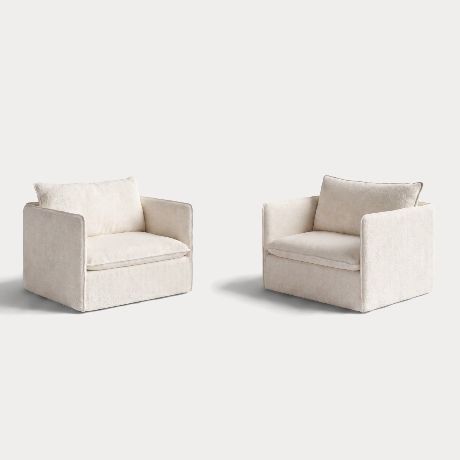 ch_front-view_armchair-set-creme_b2a5c4b8-833c-4f77-90e1-b12142b680b1